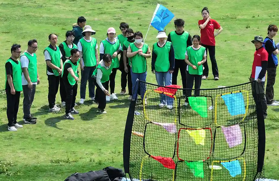 Garment Factory Team 02